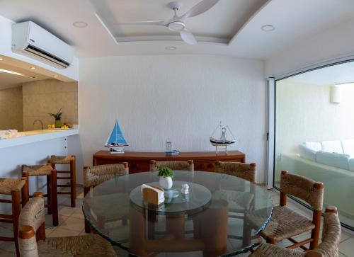 Apartment with the sea at your feet in Puerto Marques