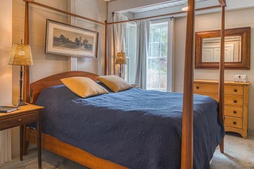 Brand New Barn House in สตอกบริดจ์ (MA)