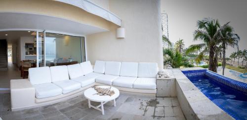 Apartment with the sea at your feet in Puerto Marques