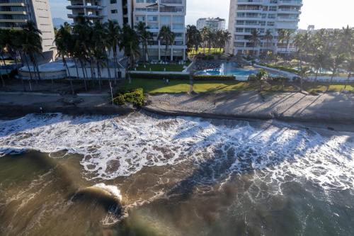 Apartment with the sea at your feet in Puerto Marques