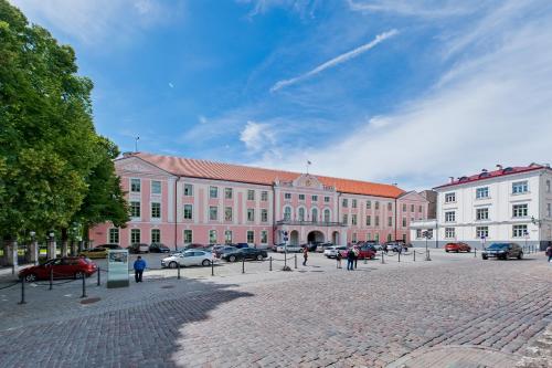 Old Town Central Apartment - image 2