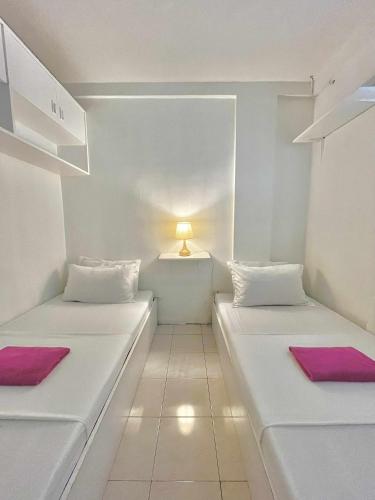 Nomads MNL Backpackers Homestay - near Airport, Manila (photo 2)