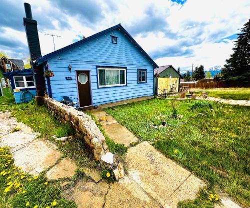 2br bike storage pet friendly walk to main st