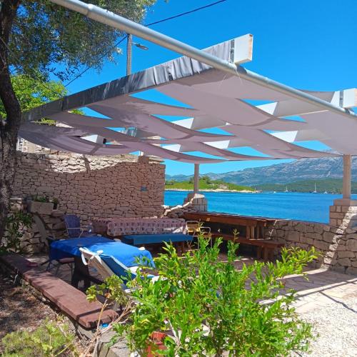 Beach Island House 2