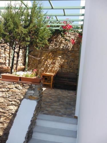 St George Antiparos Apartments and studios