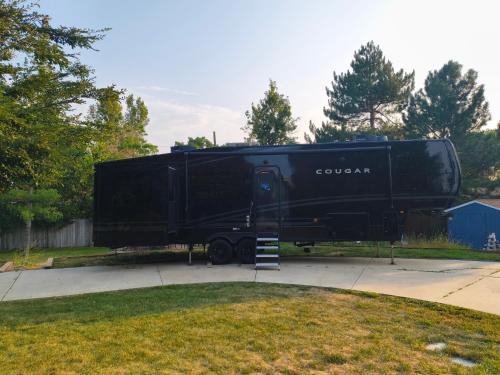 Luxury Glamping in the Mile High - Private pool, Hot Tub, and Outdoor Fire Pit!