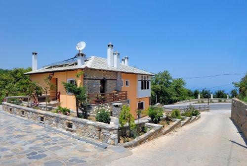  Nikolaou House in Tsagkarada