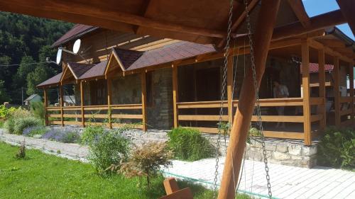 Guest House in Carpathians in Mihovo