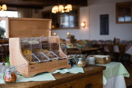 Hotel-Gasthof Am Riedl - image 12