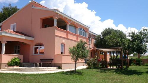 Apartments Beba - Location saisonnière - Privlaka