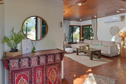 THE HOUSE ROSH PINA - 2BRM WITH POOl in Rosh Pina