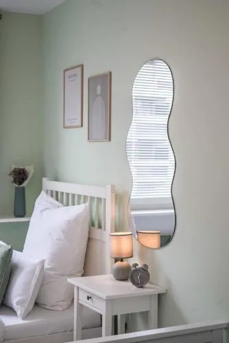 Comfortable & central 3-room-apartment in Hannover l Self-Check-in I Parking, Elevator & Balkony in Hannover, Deutschland