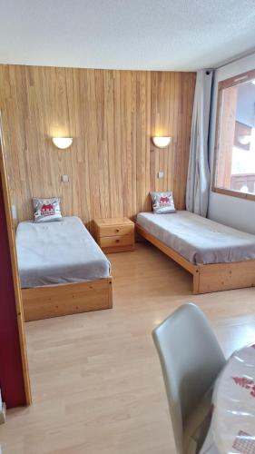 APPART ZIG-ZAG LES COCHES