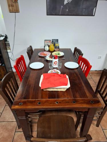 Ételek és italok, Parťákova Hasičárna & Penzion (Partakova Hasicarna & Penzion) in Hradec Kralove