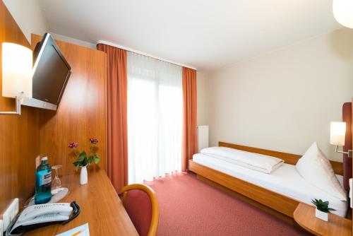 Business Single Room