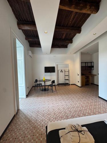 Don Raffaé (Don Raffae) in โนลา