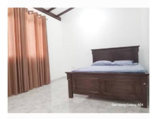 White house in Nawagamuwa South