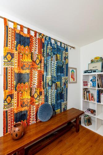 Trendy Bohemian Bungalow, Close to Uptown, Plaza & Noda in Charlotte, USA