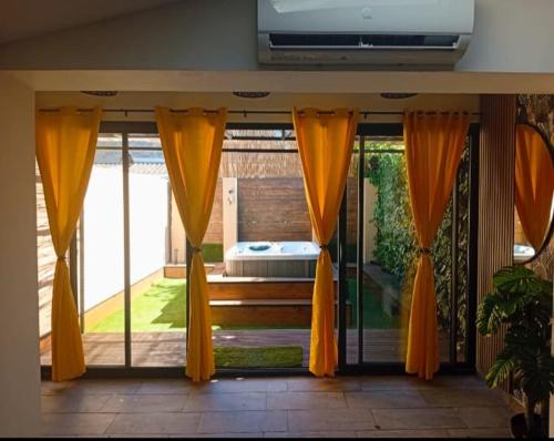 Casa Lova Spa - Location saisonnière - Entraigues-sur-la-Sorgue