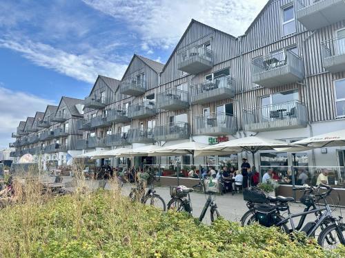 Facilities, Surfbude, Olpenitz - moderne Ferienwohnung in direkter Strandnahe mit eigenem Eingang, Sauna, Kamino in Olpenitz