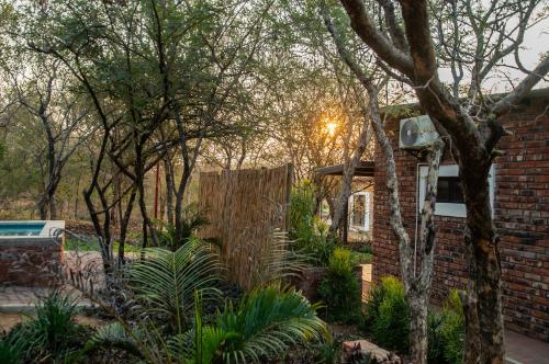 The Hill Chalets - Crocodile Pools-Self Catering in ラモッツァ