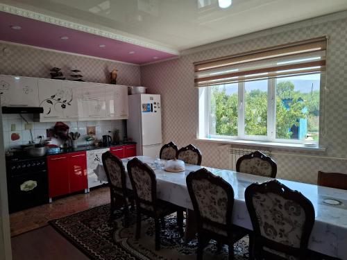 Aihan guest house in Kirpichny