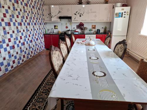 Aihan guest house in Kirpichny