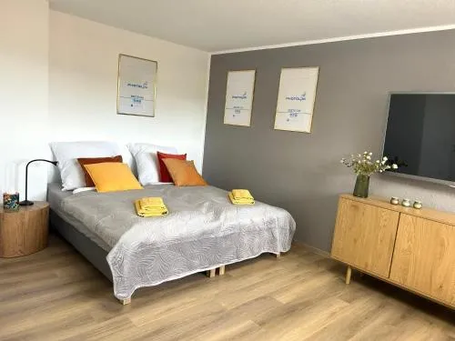 FR- moderne Wohnung, WLAN, Smart-TV, voll ausgestattete Küche in Springe, Deutschland
