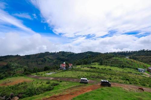 STARLIGHT HOTELS KODAI in โกไดกานัล