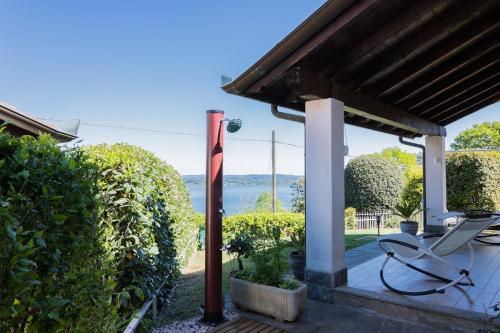 Сад, Stresa nearby Villetta panoramic Lake Maggiore view in Белгірате