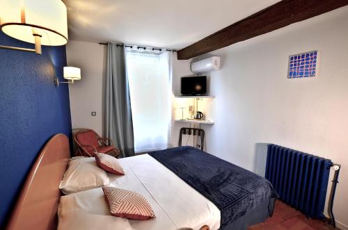 1 double bed