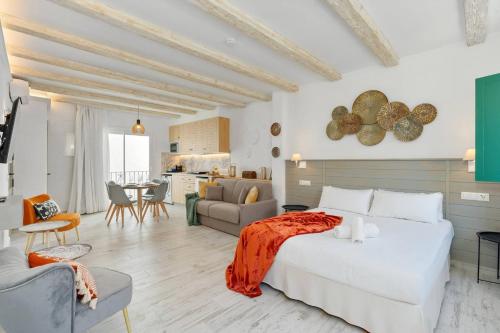 1 Casa De la Luz Centro de Estepona Home4u