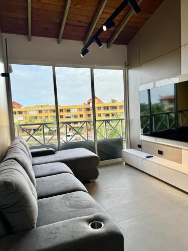 Apartamento Lecheria 2 Hab 2 Banos Terraza Planta Electrica - De Lujo in Puerto La Cruz