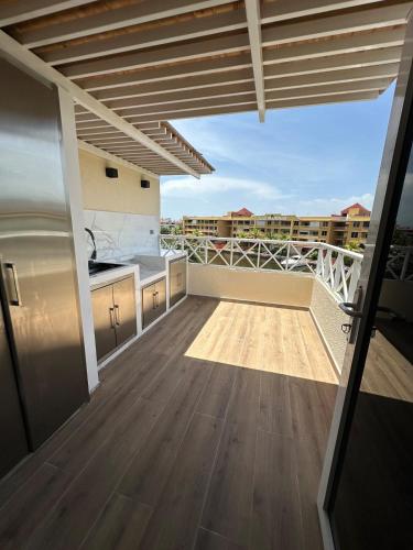 Apartamento Lecheria 2 Hab 2 Banos Terraza Planta Electrica - De Lujo in Puerto La Cruz