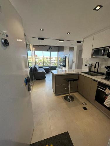 Apartamento Lecheria 2 Hab 2 Banos Terraza Planta Electrica - De Lujo in Puerto La Cruz