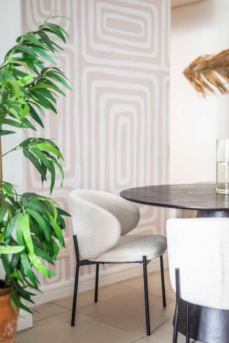 Upscale 1BR with Large Balcony in Trendy De Waterkant, Kapské Město (fotografie 7)