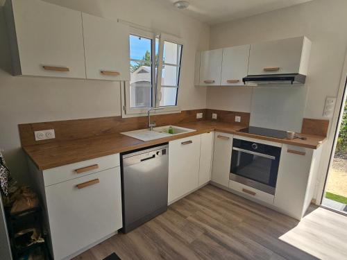 Maison neuve 3 étoiles proche de la mer (Maison neuve 3 etoiles proche de la mer) in 拉布雷萊班