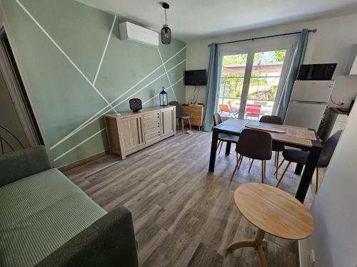 Maison neuve 3 étoiles proche de la mer (Maison neuve 3 etoiles proche de la mer) in 拉布雷萊班