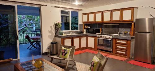 Prana Lodge in Taravao