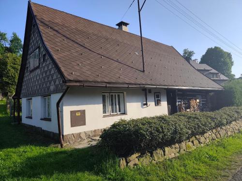 ROUBENKA KRÁLÍKY cena za celý objekt (ROUBENKA KRALIKY cena za cely objekt) in Kraliky