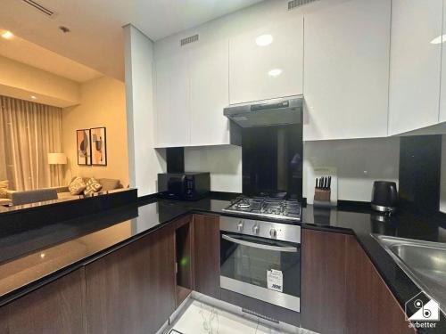 Urban 1BR Stay, Walk to Downtown & Canal, Dubái (foto 4)
