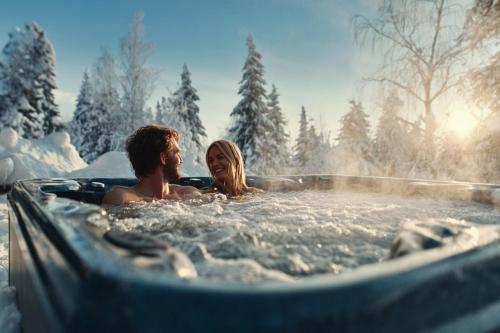 Hot tub, Levi Nordic Star Igloos in Levi