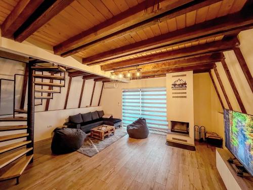 Sarajevo House Mountain View