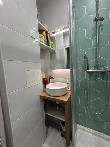 Studio moderne proche de Paris in Cachan