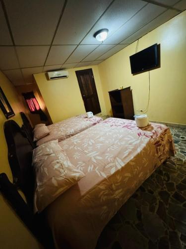 Hotel Senderos Maya in סן פדרו סולה