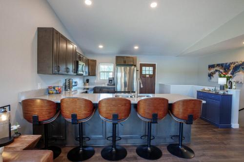 Stone Cottage - Beach/Hot Tub/Arcade/Massage Chair - image 10