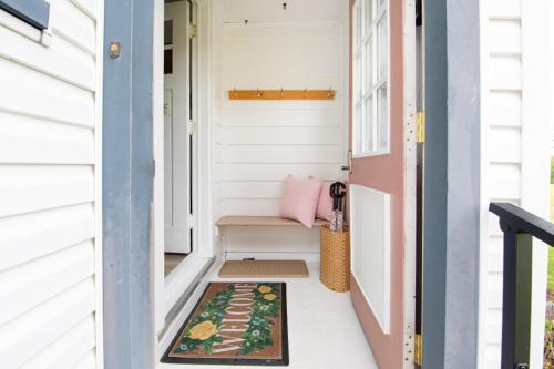 Delightful & Well Provisioned Home in Ideal Local in Nixon (PA)