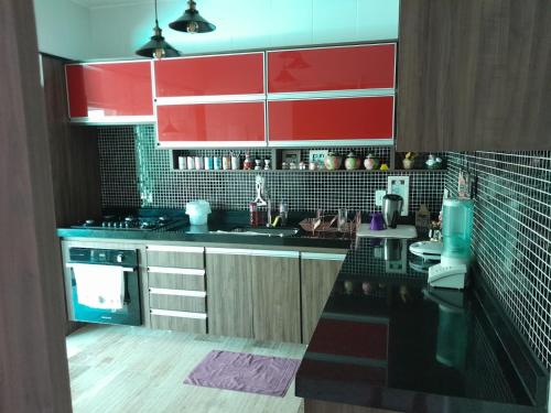 Casa em condomínio com piscina e churrasqueira (Casa em condominio com piscina e churrasqueira) in Fazendinha