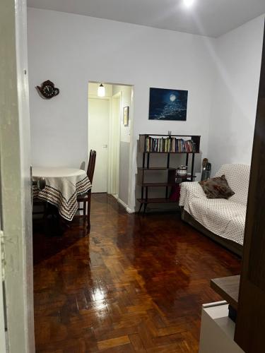 Women's Room - Alugo somente para Mulheres! in Vila Isabel