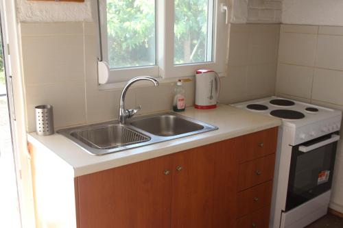 Sea Breeze in Kato Achaia